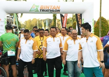 Sempat Absen Tiga Tahun, Bintan Triathlon Kembali Digelar Diikuti 500 Peserta dari 35 Negara
