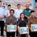 Peduli yang Merayakan Natal, Hasan Salurkan Sembako kepada Ketua RT dan RW Kristen