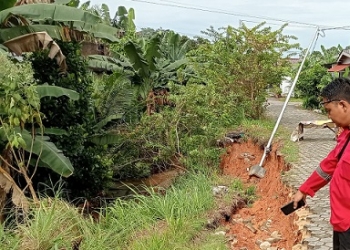 Terjadi Tanah Longsor di Perumahan Alam Tirta Lestari Tanjungpinang