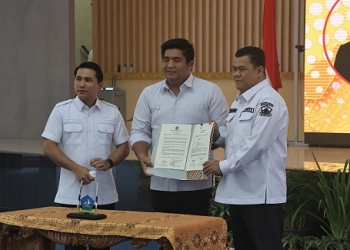 Serahkan DPA, Roby: OPD Jangan Main-main! Matangkan Kerangka Acuan Kerja agar Programnya Tercapai