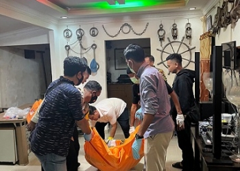 Sudah Meninggal Beberapa Hari, Pria Paruh Baya Ditemukan Membusuk di Dalam Rumah