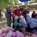 Upaya Stabilisasi Harga Pangan, Warga Tanjungpinang Berebut Cabai Murah di Operasi Pasar Disdagin