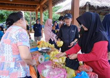 Konsisten dan Rutin, Gerakan Pangan Murah Dilaksanakan di Tengah Pemukiman Warga