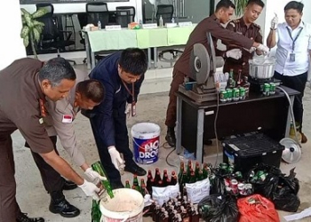 Kejari Bintan Musnahkan 249,2376 Gram Sabu-Sabu, Senjata Tajam dan Miras