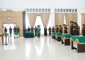 Pelantikan dan Pengambilan Sejumlah Pejabat Kejati Kepri dan Kajari Lingga