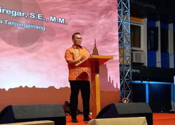 Hadiri Perayaan Waisak, Pj Wali Kota Andri Mengajak Bersama Membangun Tanjungpinang Lebih Baik