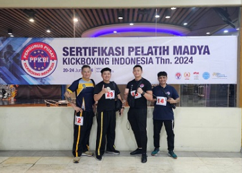 2 Utusan Tanjungpinang Lulus Sertifikasi Pelatih Madya Kick Boxing Indonesia