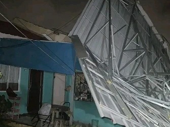 Sejumlah Rumah Warga Perumahan Pinang Mas Rusak Diterpa Angin Kencang